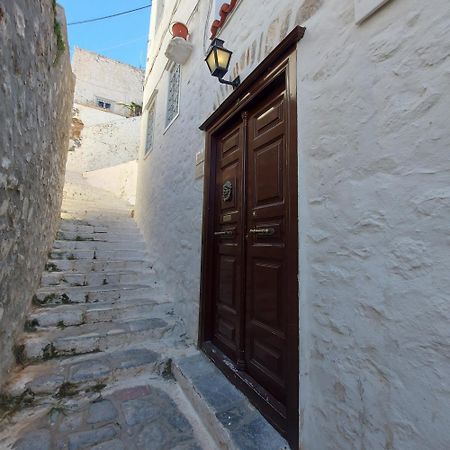 Danae Port House Apartment Hydra  Exterior foto